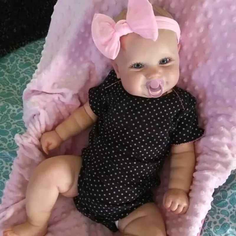 Baby Doll Maddie Girl - 19 Inch Handmade 3D Skin Gift - A close-up of a lifelike doll with 3D skin texture, hand-painted details, and a charming smile.