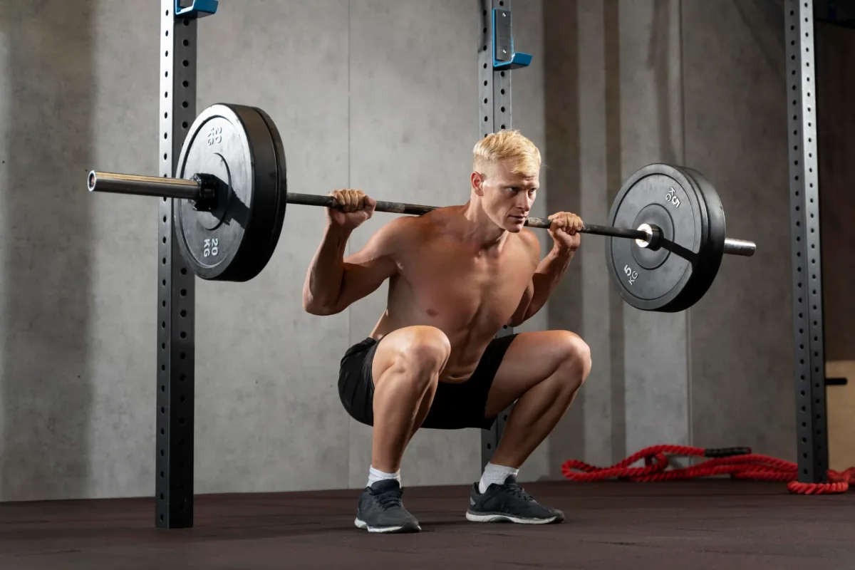 Doing Squats: Building Muscle