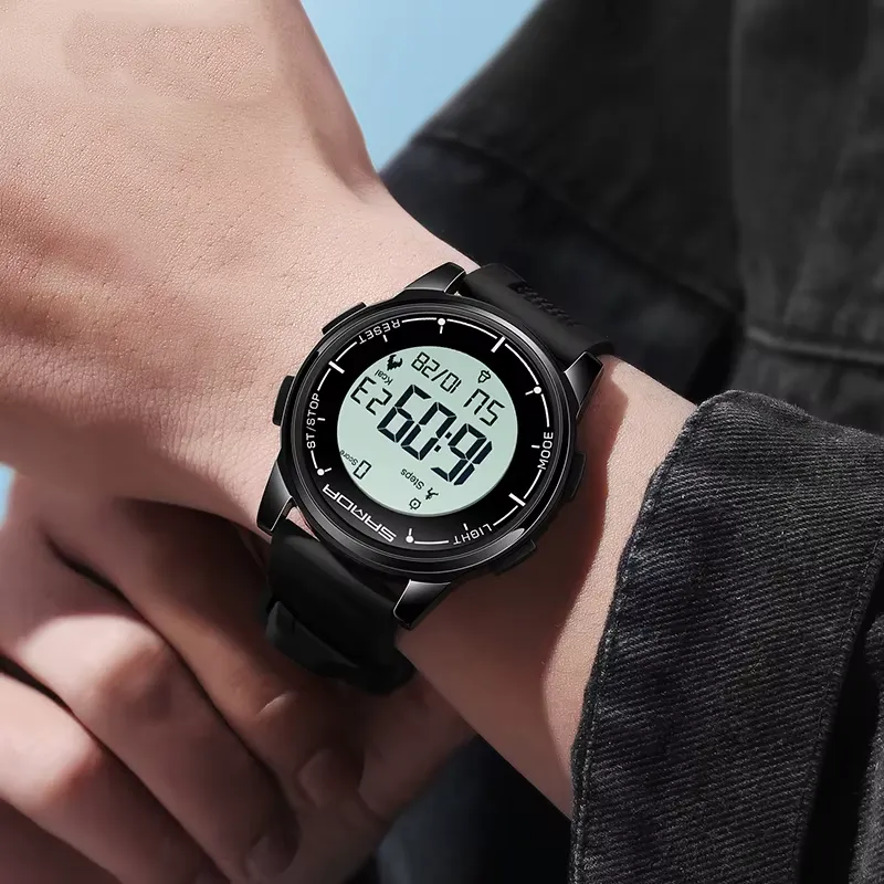 Student wearing SANDA watch in class
