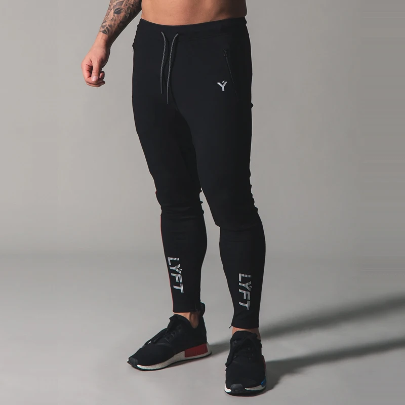 CK06 Black